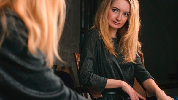 Cómo aparentar más joven. Trucos sencillos de belleza para rejuvenecer