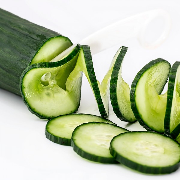 Por qué el pepino es bueno para las bolsas de los ojos