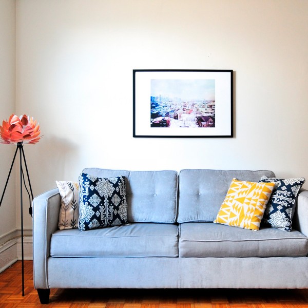 Cómo limpiar el sofá de forma sencilla y muy eficaz