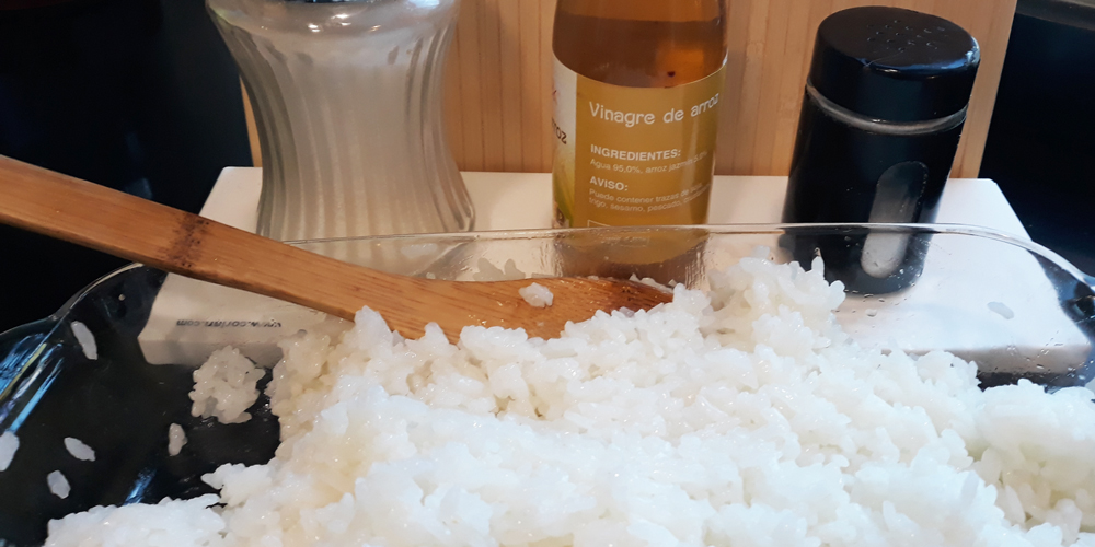 nigiri de salmón, paso 3