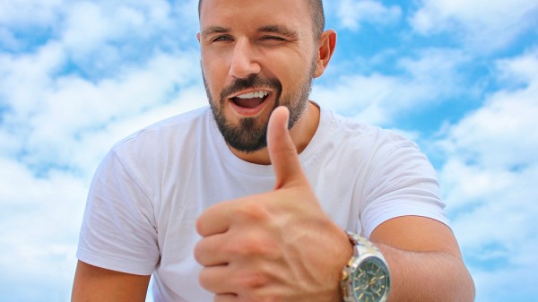 Cómo disimular las canas de la barba