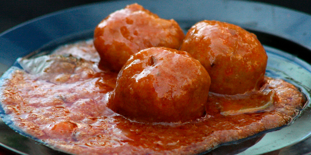 Albóndigas en salsa de tomate