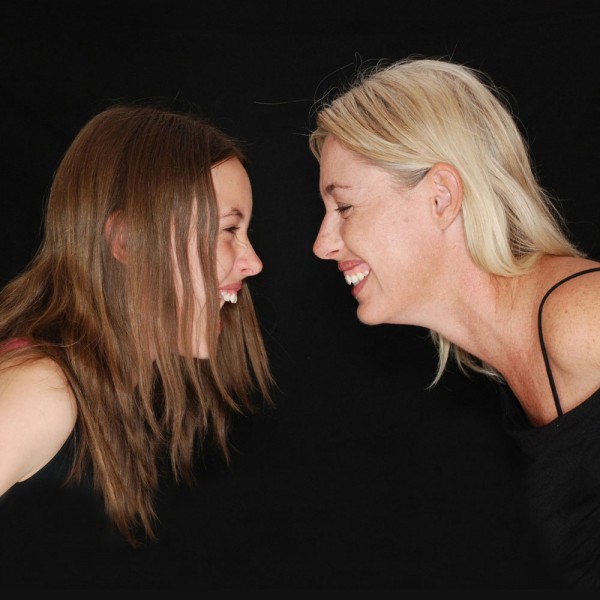 Cómo cambia la amistad en la vida adulta explicado en 6 hilarantes situaciones