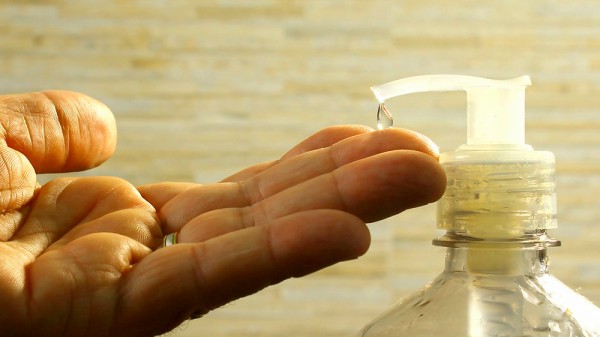 Cómo hacer desinfectante de manos casero de forma fácil