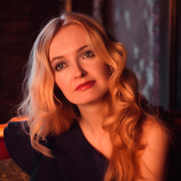 Cómo maquillar pieles maduras. Trucos de maquillaje para mujeres maduras