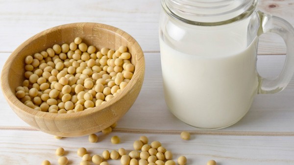 Qué alimentos con estrógenos son beneficiosos en la menopausia