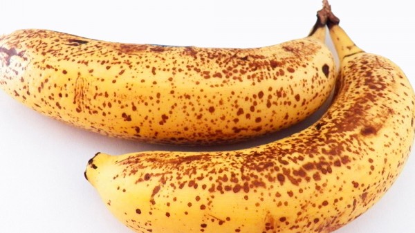 Cómo aprovechar plátanos muy maduros. Recetas para no desperdiciar comida