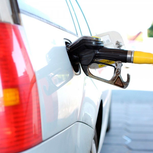 Cómo ahorrar combustible conduciendo tu coche. Conducción económica