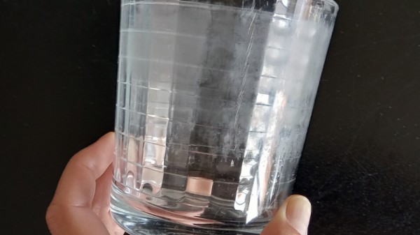 Cómo devolver el brillo a vasos opacos y con cal