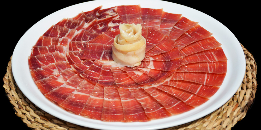 beneficios del jamón serrano