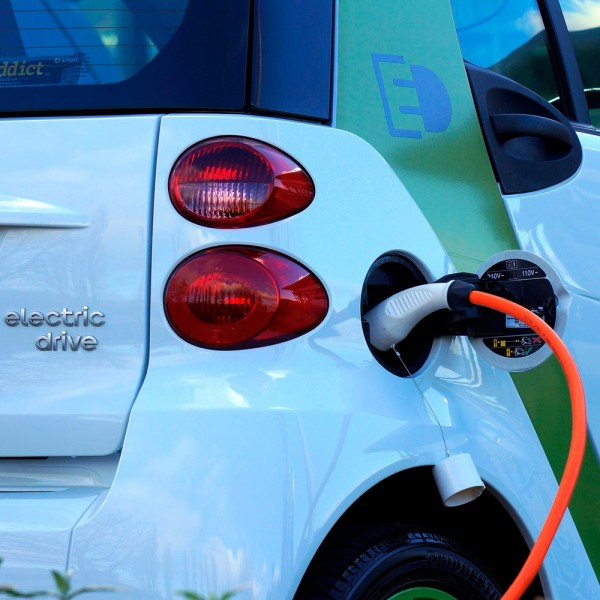 Cuáles son las ventajas y desventajas de los coches eléctricos