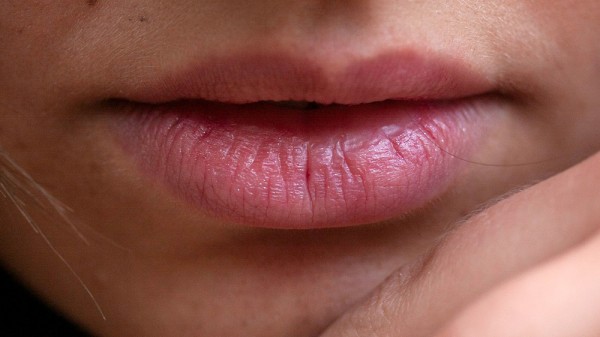 Por qué tengo la boca seca. ¿Cómo acabar con la sequedad bucal?