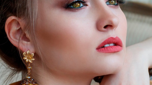 Personas de ojos pardos. Curiosidades del misterioso color de ojos avellana