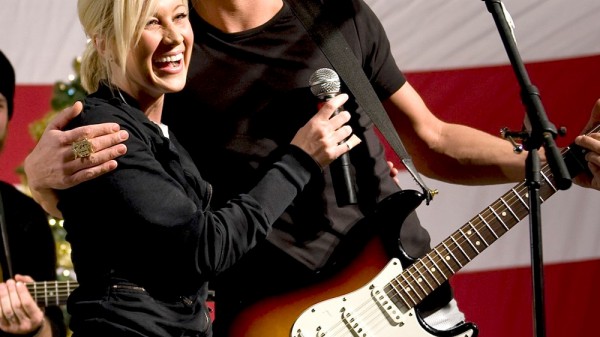 Cómo relacionarte con celebridades y famosos y no quedar en evidencia