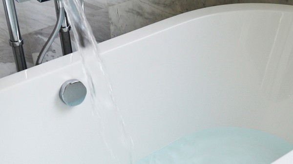 Cómo evitar los peligrosos resbalones en la ducha o la bañera