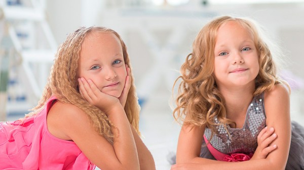 Cómo decorar habitaciones compartidas ahorrando espacio