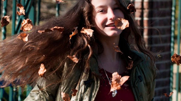 14 divertidas actividades de otoño para adolescentes (dentro y fuera de casa)