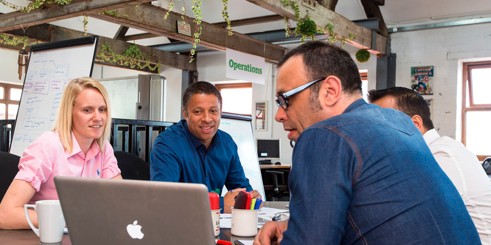 trucos de decoración para coworking