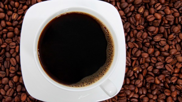 Café descafeinado o café puro, ¿cuál es más saludable?