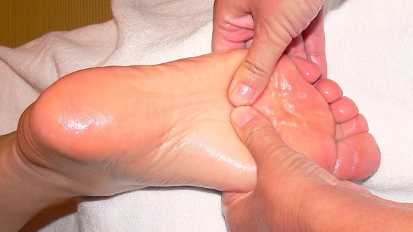 Por qué me duele el arco del pie