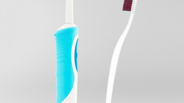 Cepillo de dientes: ¿eléctrico o manual? 