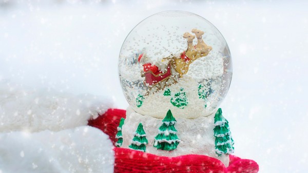 Cómo hacer una bola de nieve casera para decorar en Navidad