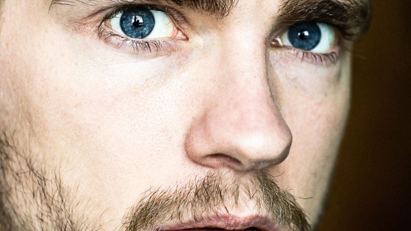 Qué hacer si tienes una barba irregular. Consejos para rellenar calvas en la barba