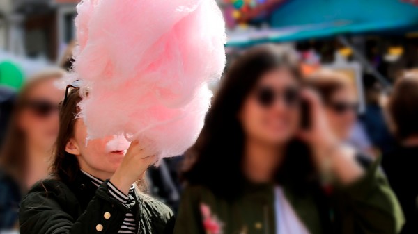 Algodón de azúcar: ¿cómo se hace y qué ingredientes contiene?