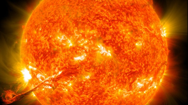 Qué es una tormenta solar y cómo influye en la Tierra