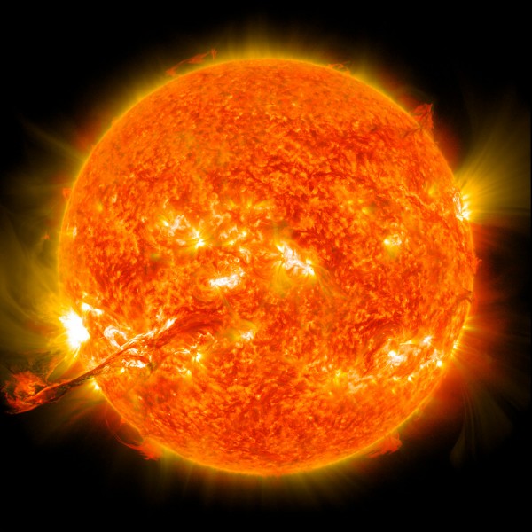 Qué es una tormenta solar y cómo influye en la Tierra