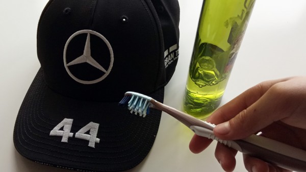 Cómo limpiar una gorra sin que pierda el color