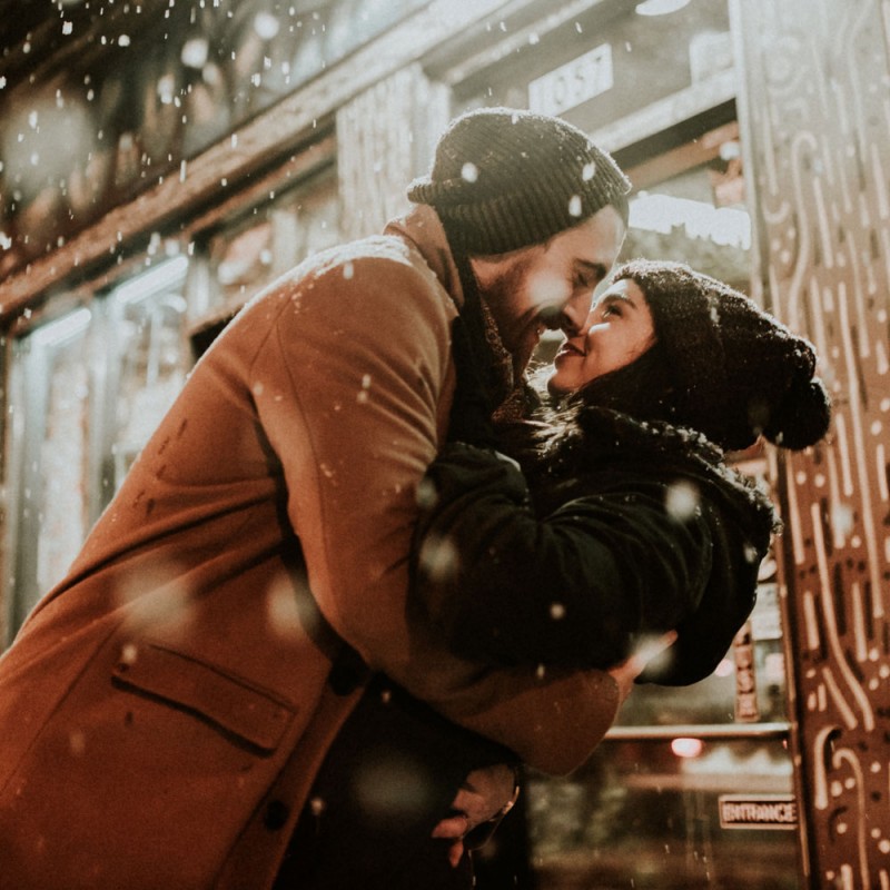 ¿Existe el amor a primera vista? Lo que dice la ciencia sobre el enamoramiento inmediato