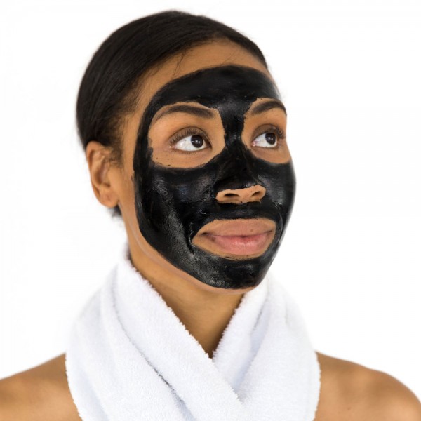 Cómo hacer una limpieza facial profunda de puntos negros y espinillas
