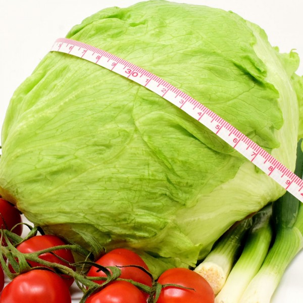 Cuántas calorías tiene una lechuga. Aporte calórico de una ensalada