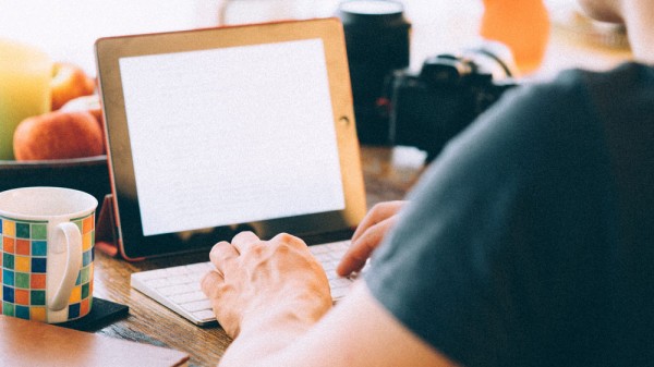 Cómo convertir tu tablet en un ordenador de forma fácil y económica