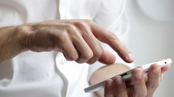 Cómo encender tu móvil Android tocando la pantalla