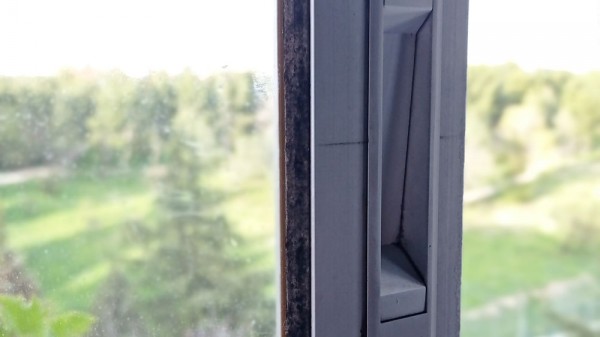 Cómo eliminar el moho de las ventanas por la condensación