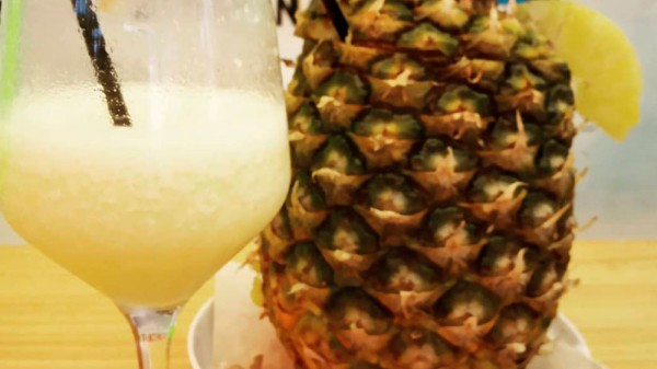 Cómo hacer piña colada casera muy fácil