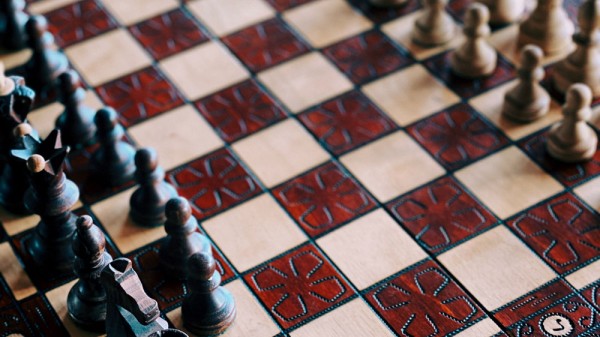 ¿Quién y cómo se inventó el ajedrez? La historia del rey de los juegos de mesa