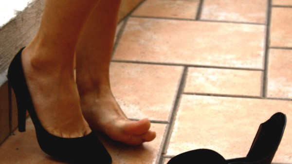 Qué es un espolón en el pie. Causas del espolón calcáneo en el talón