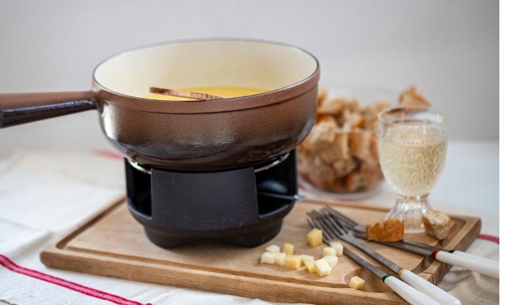 Cómo se usa una fondue (guía sencilla de uso y mantenimiento)