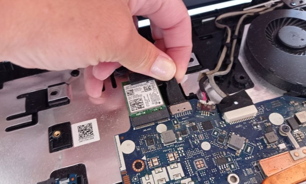 cambiar la batería de tu lenovo, paso 5