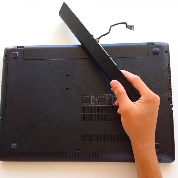 Cómo cambiar la batería a tu portátil Lenovo (tutorial fácil)