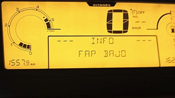 Nivel bajo de aditivo fap en el coche, ¿qué significa?