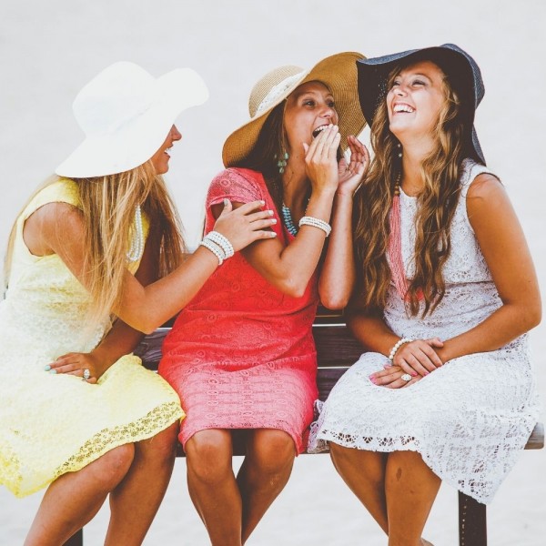 5 divertidos juegos en grupo sin material... ¡solo necesitas ingenio!