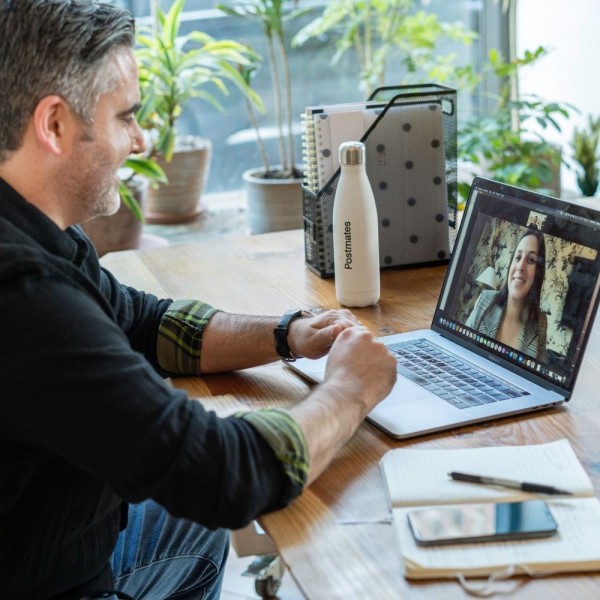 Cómo causar buena impresión en una entrevista virtual