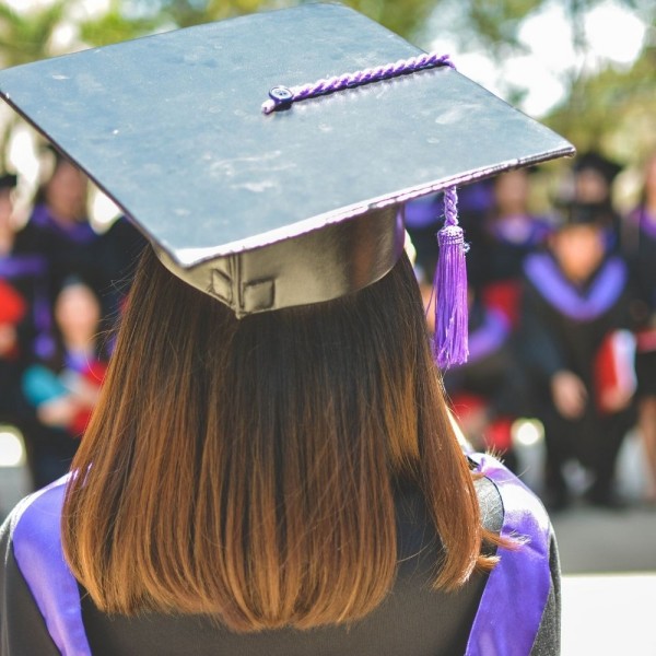 Qué grado estudiar para cada tipo de profesión (tabla de carreras y salidas profesionales)