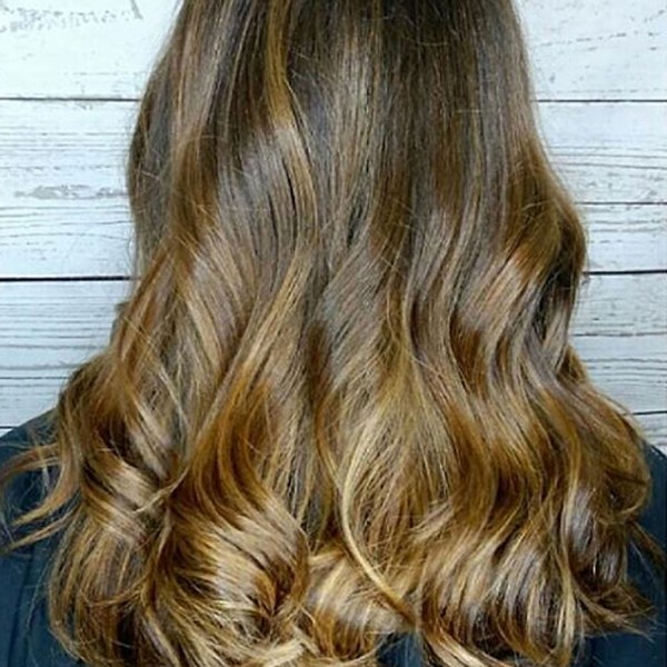 Qué son las mechas balayage y cómo se diferencian de las californiana