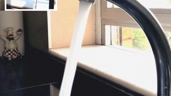 Cómo limpiar el filtro del grifo para que el agua no salga dispersa