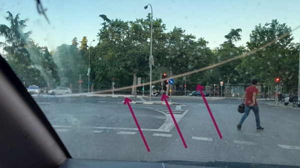 ¿Se puede circular con una grieta en el cristal del coche?